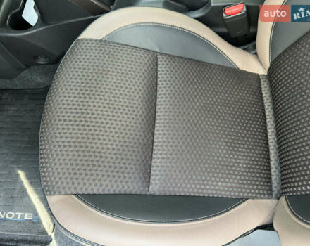 Білий Ніссан Ноут, об'ємом двигуна 1.2 л та пробігом 55 тис. км за 12800 $, фото 40 на Automoto.ua