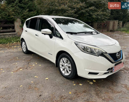 Білий Ніссан Ноут, об'ємом двигуна 1.2 л та пробігом 88 тис. км за 12200 $, фото 4 на Automoto.ua
