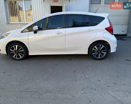 Белый Ниссан Ноут, объемом двигателя 1.6 л и пробегом 37 тыс. км за 11500 $, фото 2 на Automoto.ua