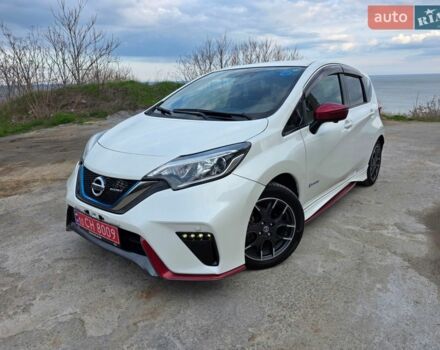 Білий Ніссан Ноут, об'ємом двигуна 1.2 л та пробігом 63 тис. км за 13500 $, фото 12 на Automoto.ua