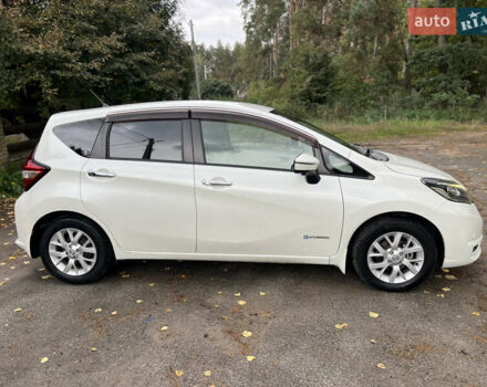 Білий Ніссан Ноут, об'ємом двигуна 1.2 л та пробігом 88 тис. км за 12200 $, фото 5 на Automoto.ua