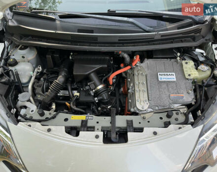 Білий Ніссан Ноут, об'ємом двигуна 1.2 л та пробігом 55 тис. км за 12800 $, фото 19 на Automoto.ua