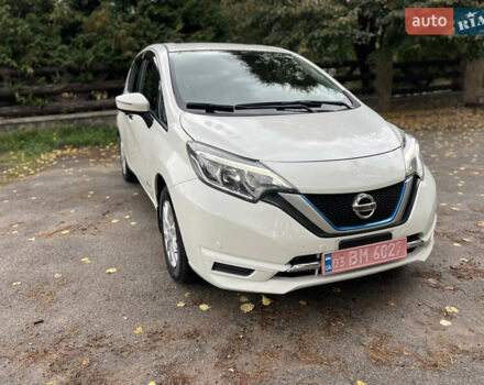 Білий Ніссан Ноут, об'ємом двигуна 1.2 л та пробігом 88 тис. км за 12200 $, фото 3 на Automoto.ua