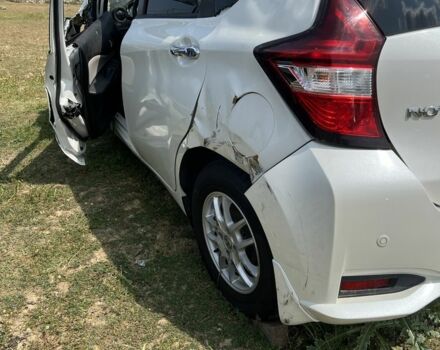 Белый Ниссан Ноут, объемом двигателя 1.2 л и пробегом 50 тыс. км за 4000 $, фото 4 на Automoto.ua