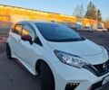 Білий Ніссан Ноут, об'ємом двигуна 1.2 л та пробігом 101 тис. км за 13000 $, фото 1 на Automoto.ua