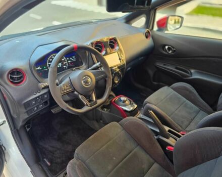 Білий Ніссан Ноут, об'ємом двигуна 1.2 л та пробігом 59 тис. км за 13900 $, фото 12 на Automoto.ua