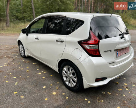Білий Ніссан Ноут, об'ємом двигуна 1.2 л та пробігом 88 тис. км за 12200 $, фото 10 на Automoto.ua