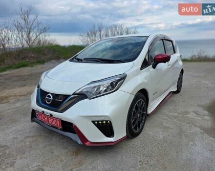 Белый Ниссан Ноут, объемом двигателя 1.2 л и пробегом 63 тыс. км за 13900 $, фото 4 на Automoto.ua