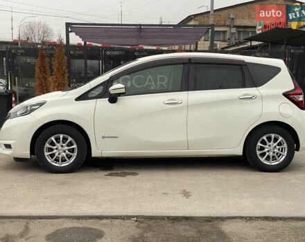 Белый Ниссан Ноут, объемом двигателя 1.2 л и пробегом 71 тыс. км за 11899 $, фото 6 на Automoto.ua