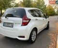 Білий Ніссан Ноут, об'ємом двигуна 1.2 л та пробігом 100 тис. км за 11650 $, фото 8 на Automoto.ua