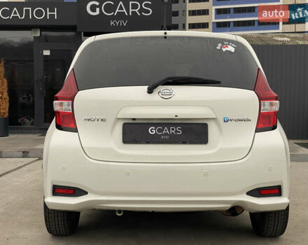 Белый Ниссан Ноут, объемом двигателя 1.2 л и пробегом 71 тыс. км за 11899 $, фото 4 на Automoto.ua