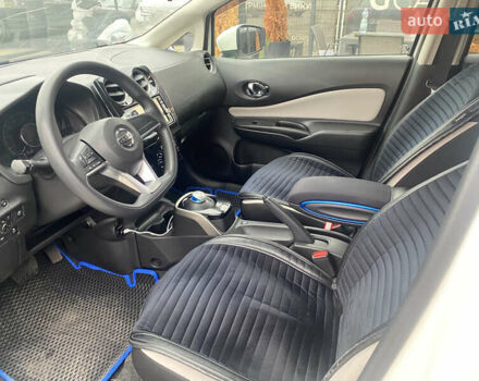 Белый Ниссан Ноут, объемом двигателя 1.2 л и пробегом 71 тыс. км за 11899 $, фото 12 на Automoto.ua