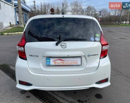 Белый Ниссан Ноут, объемом двигателя 1.2 л и пробегом 53 тыс. км за 11999 $, фото 4 на Automoto.ua