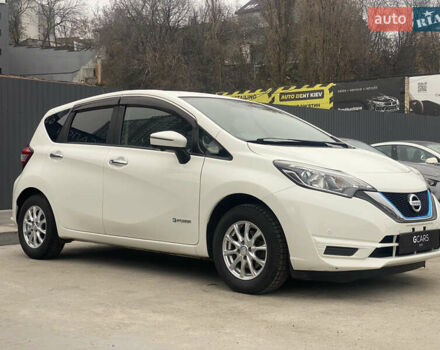 Белый Ниссан Ноут, объемом двигателя 1.2 л и пробегом 71 тыс. км за 11899 $, фото 2 на Automoto.ua