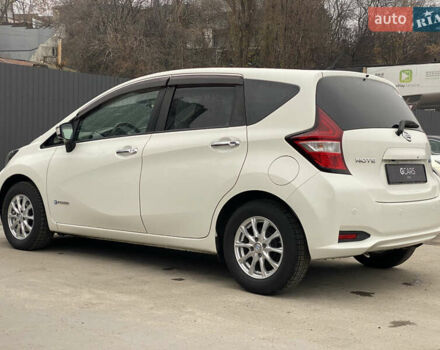 Белый Ниссан Ноут, объемом двигателя 1.2 л и пробегом 71 тыс. км за 11899 $, фото 5 на Automoto.ua