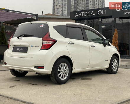 Белый Ниссан Ноут, объемом двигателя 1.2 л и пробегом 71 тыс. км за 11899 $, фото 3 на Automoto.ua