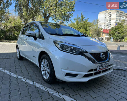 Белый Ниссан Ноут, объемом двигателя 1.2 л и пробегом 52 тыс. км за 12600 $, фото 4 на Automoto.ua