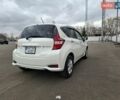 Белый Ниссан Ноут, объемом двигателя 1.2 л и пробегом 62 тыс. км за 12800 $, фото 6 на Automoto.ua