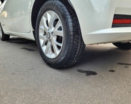 Білий Ніссан Ноут, об'ємом двигуна 1.2 л та пробігом 85 тис. км за 12650 $, фото 11 на Automoto.ua