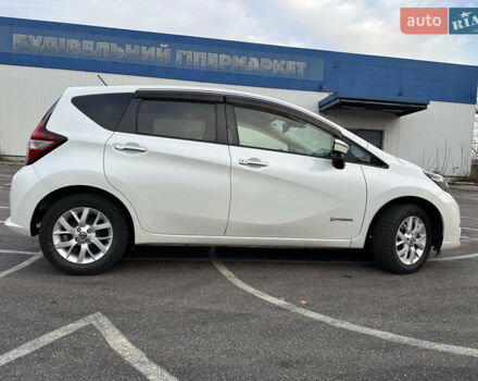 Белый Ниссан Ноут, объемом двигателя 1.2 л и пробегом 52 тыс. км за 12600 $, фото 3 на Automoto.ua