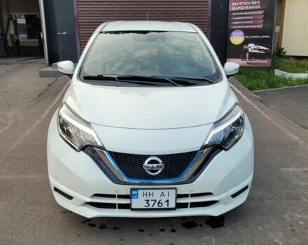 Білий Ніссан Ноут, об'ємом двигуна 1.2 л та пробігом 85 тис. км за 12650 $, фото 1 на Automoto.ua