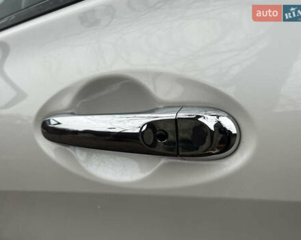 Білий Ніссан Ноут, об'ємом двигуна 1.2 л та пробігом 47 тис. км за 11999 $, фото 113 на Automoto.ua