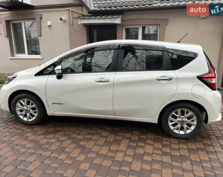 Білий Ніссан Ноут, об'ємом двигуна 1.2 л та пробігом 47 тис. км за 11999 $, фото 27 на Automoto.ua