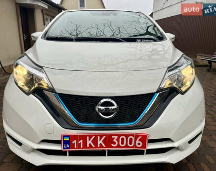 Білий Ніссан Ноут, об'ємом двигуна 1.2 л та пробігом 47 тис. км за 11999 $, фото 2 на Automoto.ua