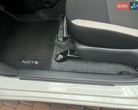 Білий Ніссан Ноут, об'ємом двигуна 1.2 л та пробігом 47 тис. км за 11999 $, фото 75 на Automoto.ua