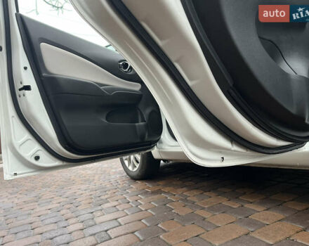 Білий Ніссан Ноут, об'ємом двигуна 1.2 л та пробігом 47 тис. км за 11999 $, фото 30 на Automoto.ua