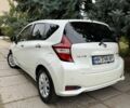 Білий Ніссан Ноут, об'ємом двигуна 1.2 л та пробігом 83 тис. км за 12500 $, фото 4 на Automoto.ua