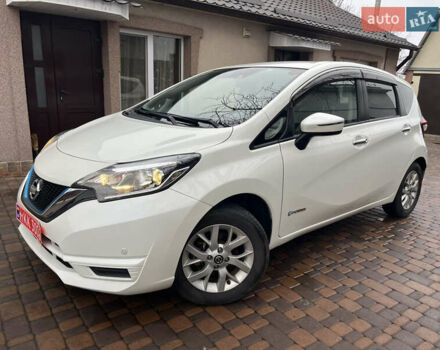 Білий Ніссан Ноут, об'ємом двигуна 1.2 л та пробігом 47 тис. км за 11999 $, фото 11 на Automoto.ua