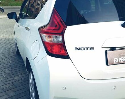 Білий Ніссан Ноут, об'ємом двигуна 1.2 л та пробігом 36 тис. км за 13200 $, фото 3 на Automoto.ua