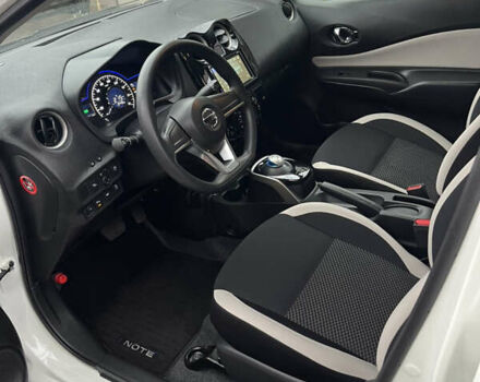 Білий Ніссан Ноут, об'ємом двигуна 1.2 л та пробігом 47 тис. км за 11999 $, фото 82 на Automoto.ua