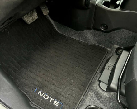 Білий Ніссан Ноут, об'ємом двигуна 1.2 л та пробігом 47 тис. км за 11999 $, фото 74 на Automoto.ua