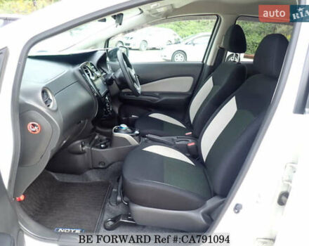 Білий Ніссан Ноут, об'ємом двигуна 1.2 л та пробігом 58 тис. км за 13100 $, фото 25 на Automoto.ua