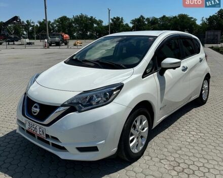 Белый Ниссан Ноут, объемом двигателя 1.2 л и пробегом 48 тыс. км за 12900 $, фото 2 на Automoto.ua