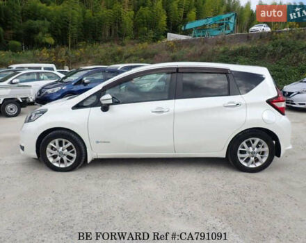 Белый Ниссан Ноут, объемом двигателя 1.2 л и пробегом 85 тыс. км за 12500 $, фото 4 на Automoto.ua