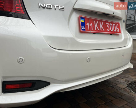 Білий Ніссан Ноут, об'ємом двигуна 1.2 л та пробігом 47 тис. км за 11999 $, фото 37 на Automoto.ua