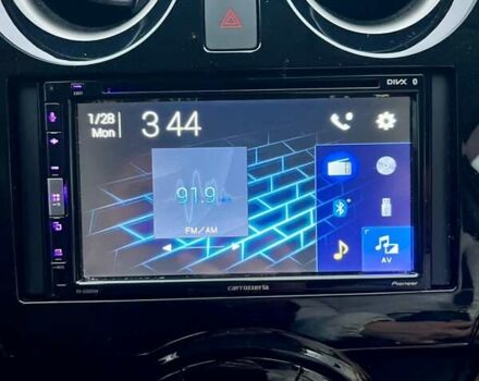 Білий Ніссан Ноут, об'ємом двигуна 1.2 л та пробігом 47 тис. км за 11999 $, фото 101 на Automoto.ua