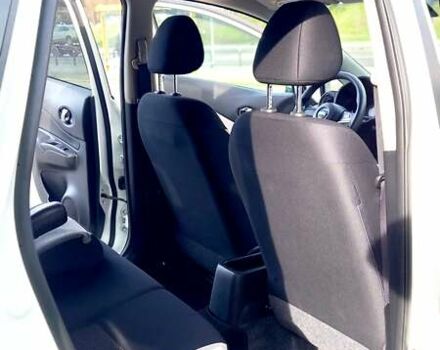 Білий Ніссан Ноут, об'ємом двигуна 1.2 л та пробігом 36 тис. км за 13200 $, фото 10 на Automoto.ua