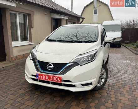 Білий Ніссан Ноут, об'ємом двигуна 1.2 л та пробігом 47 тис. км за 11999 $, фото 18 на Automoto.ua