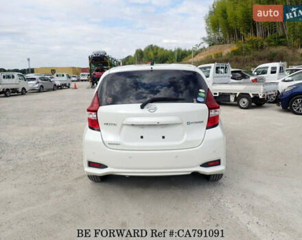 Білий Ніссан Ноут, об'ємом двигуна 1.2 л та пробігом 85 тис. км за 12700 $, фото 3 на Automoto.ua