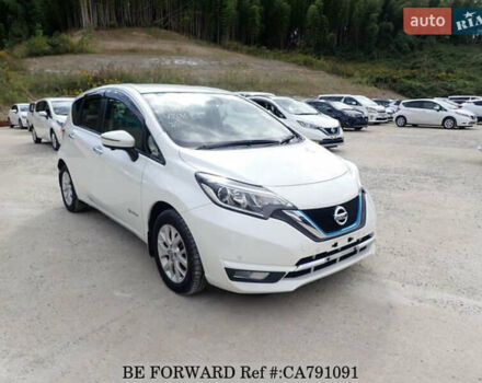 Білий Ніссан Ноут, об'ємом двигуна 1.2 л та пробігом 85 тис. км за 12700 $, фото 6 на Automoto.ua