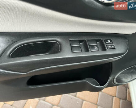 Білий Ніссан Ноут, об'ємом двигуна 1.2 л та пробігом 47 тис. км за 11999 $, фото 73 на Automoto.ua