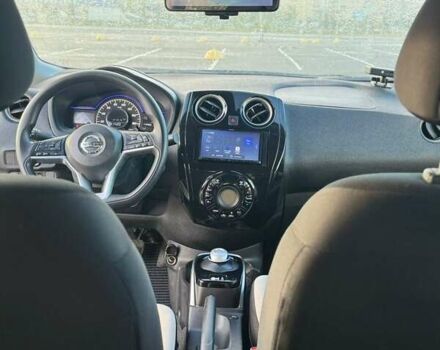 Білий Ніссан Ноут, об'ємом двигуна 1.2 л та пробігом 54 тис. км за 12999 $, фото 6 на Automoto.ua