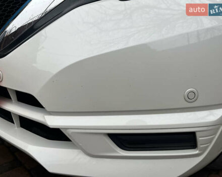 Білий Ніссан Ноут, об'ємом двигуна 1.2 л та пробігом 47 тис. км за 11999 $, фото 16 на Automoto.ua