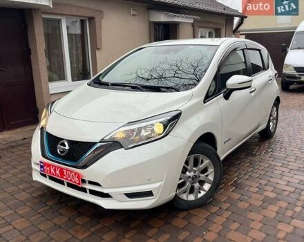 Білий Ніссан Ноут, об'ємом двигуна 1.2 л та пробігом 47 тис. км за 11999 $, фото 6 на Automoto.ua