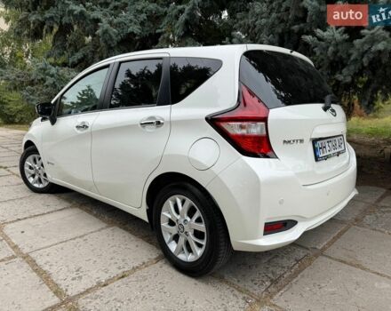 Білий Ніссан Ноут, об'ємом двигуна 1.2 л та пробігом 83 тис. км за 12500 $, фото 2 на Automoto.ua