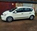 Белый Ниссан Ноут, объемом двигателя 14 л и пробегом 170 тыс. км за 7000 $, фото 1 на Automoto.ua